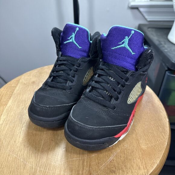 Nike Air Jordan 5 Retro Top 3” Black Fire Red Metallic Grape CZ2990-001 Size 11c - Picture 2 of 7
